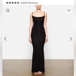 NWT NEVER WORN *THE* SKIMS Soft Lounge Long Slip Dress
